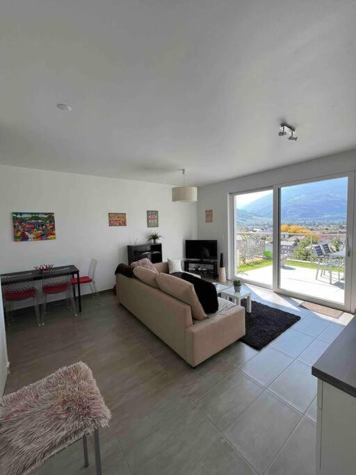 Vitis-Au Coeur Du Vignoble Valaisan Appartement Saint-Léonard Buitenkant foto